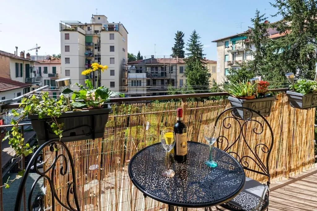 Le Cascine Park Spacious & Comfortable + Balcony contacts