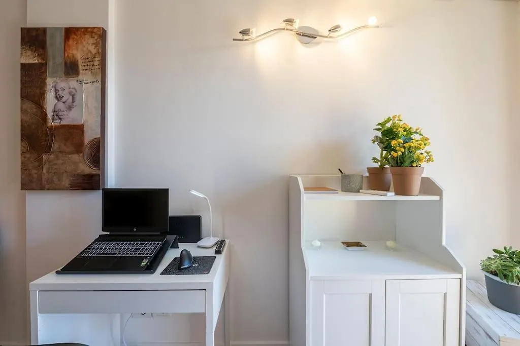 Apartment Le Cascine Park Spacious & Comfortable + Balcony Florence